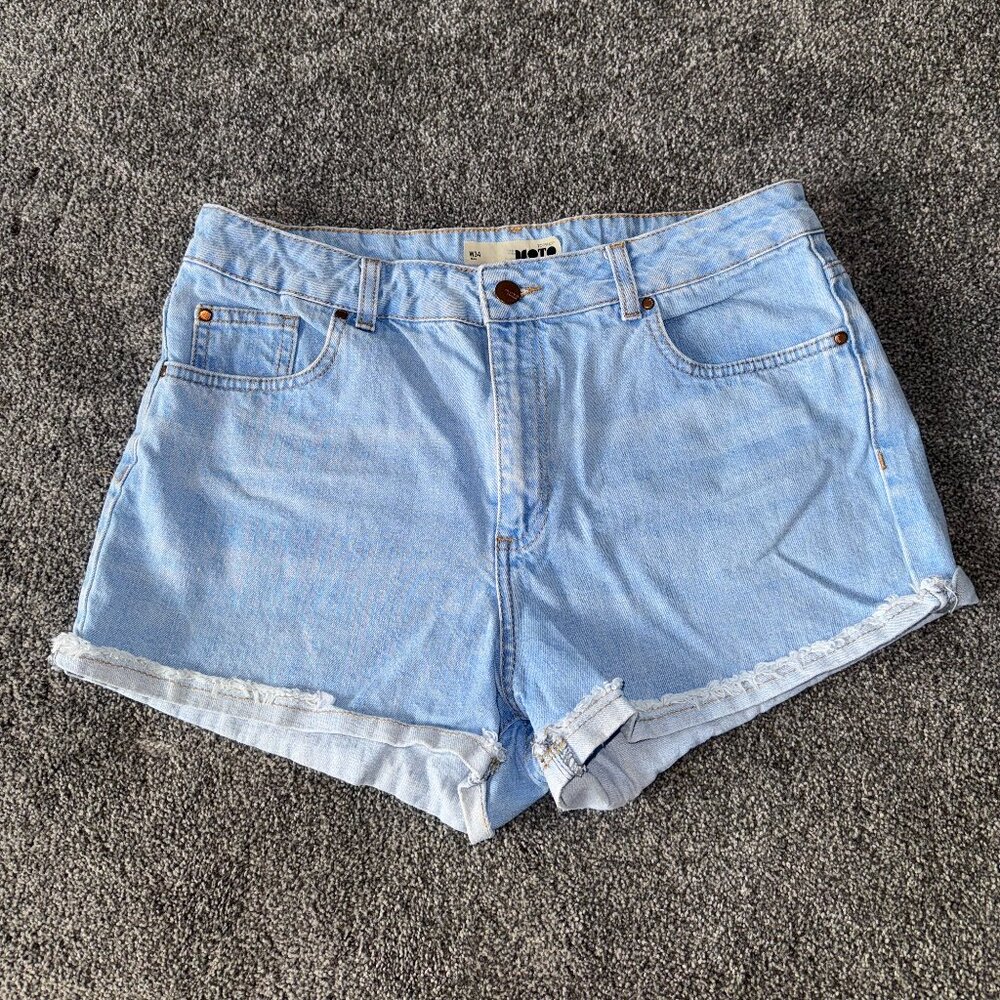 Topshop Moto Women's High-Waisted Jean Shorts W34
